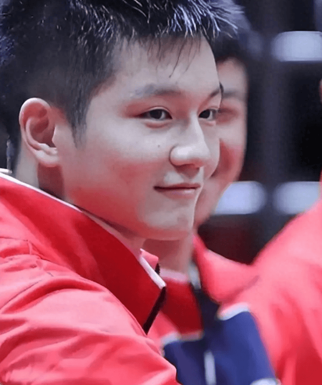 包含英国乒乓球队碾压波兰乒乓球队,樊振东打破历史纪录的词条 包含英国乒乓球队碾压波兰乒乓球队,樊振东打破历史纪录的词条