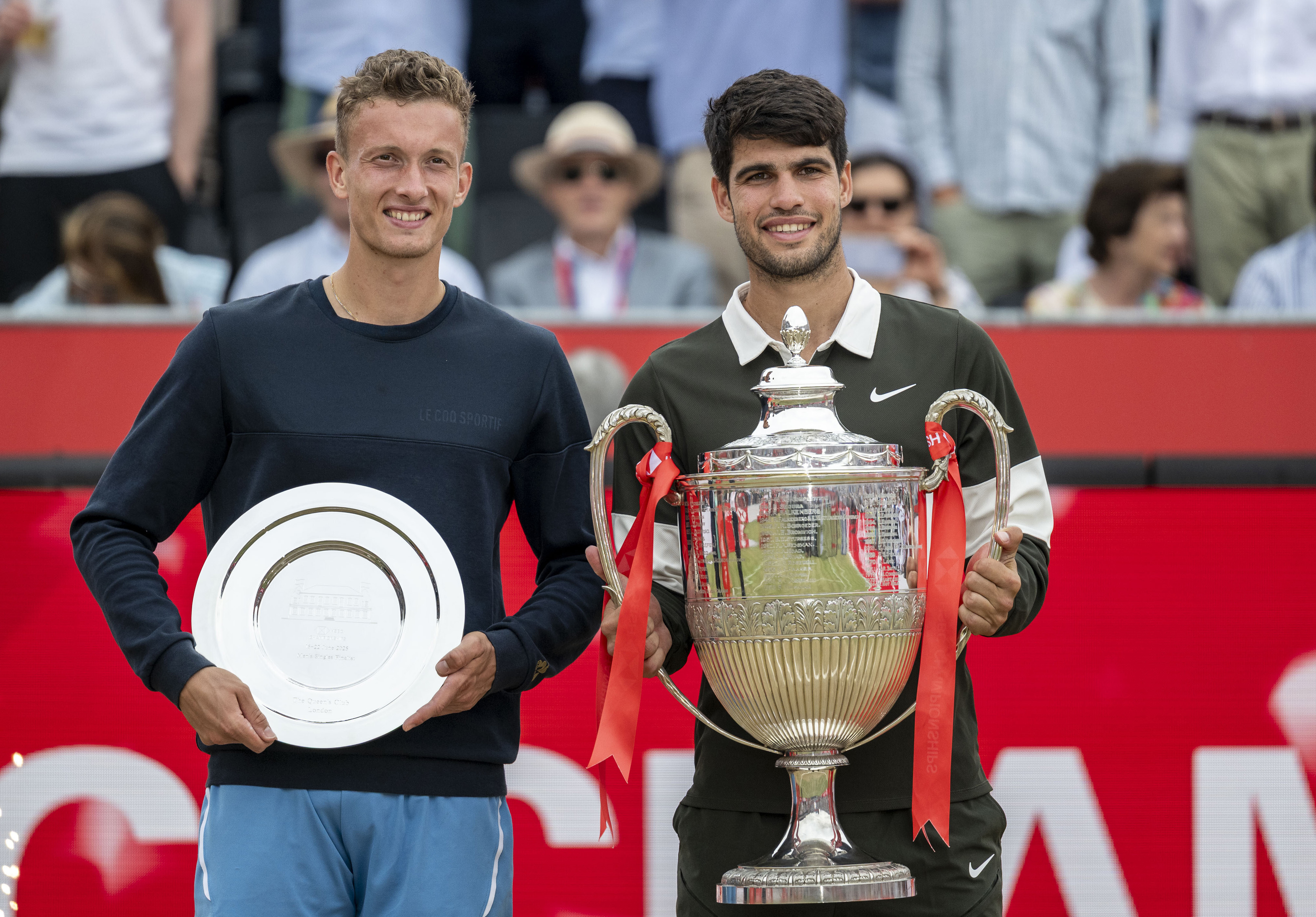 意大利网球队鏖战英国网球队,阿尔卡拉斯绝境逆转的简单介绍 意大利网球队鏖战英国网球队,阿尔卡拉斯绝境逆转的简单介绍