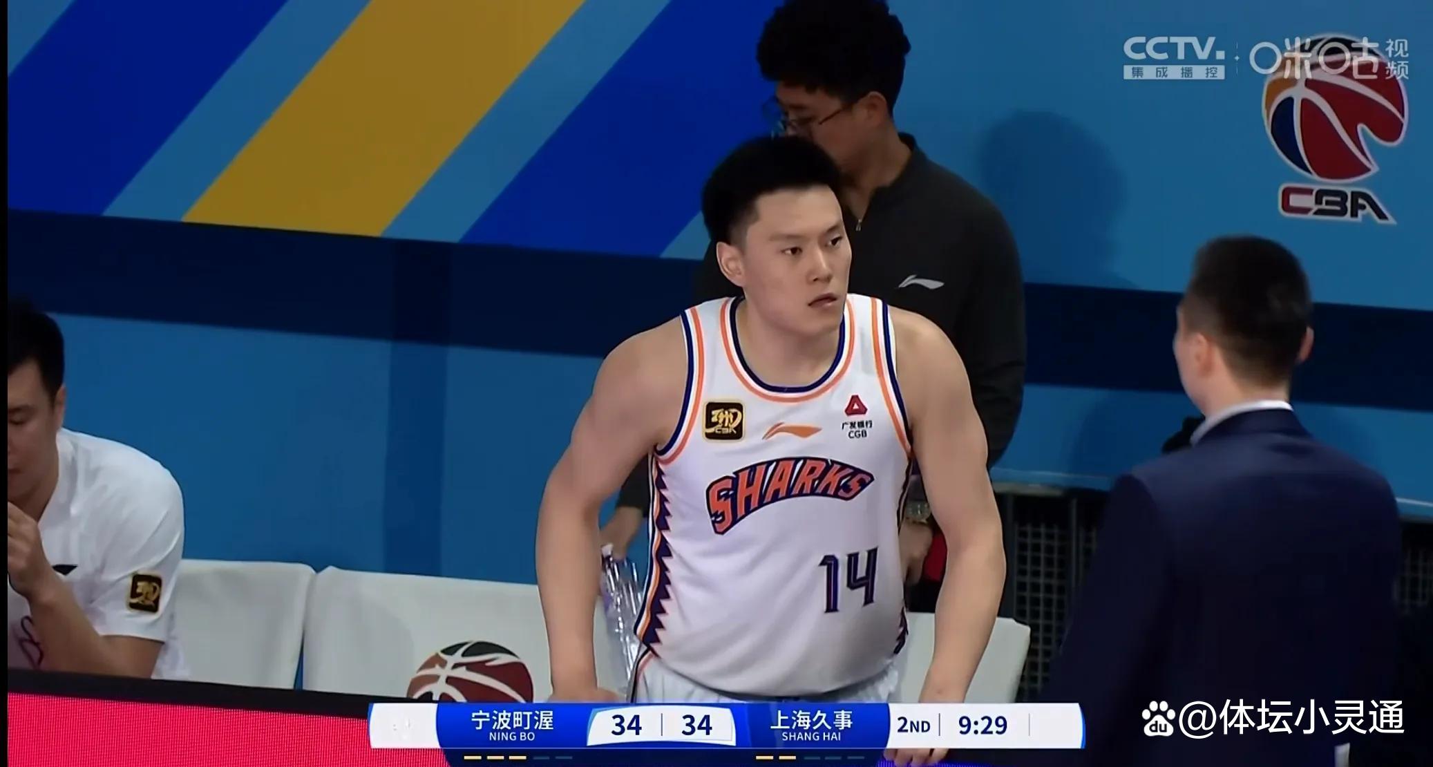 上海男篮击败湖南队,实现胜利的简单介绍 上海男篮击败湖南队,实现胜利的简单介绍