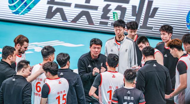 客场之旅，横扫对手，展现出色曲线的简单介绍