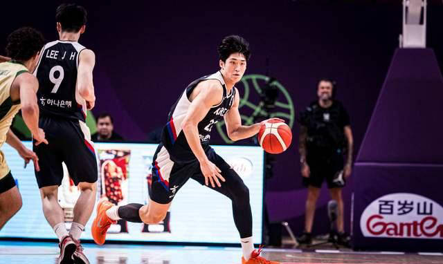 澳大利亚男篮主帅赞扬球队表现的简单介绍 澳大利亚男篮主帅赞扬球队表现的简单介绍