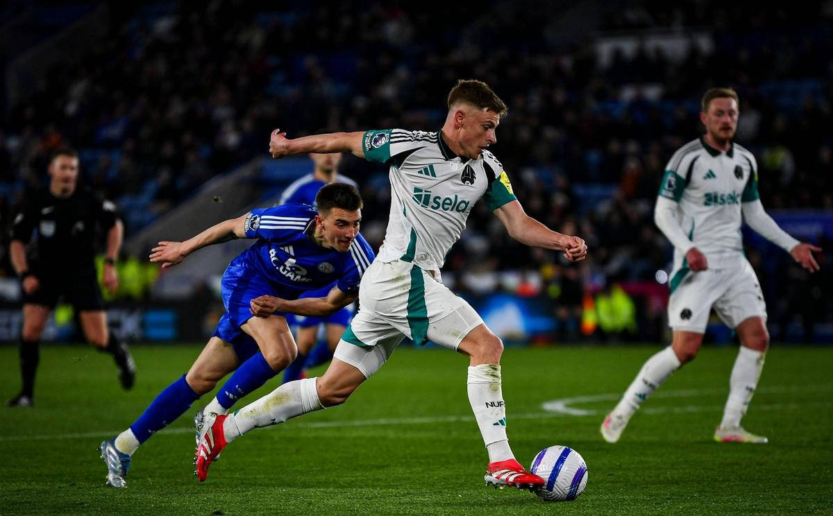 包含水晶宫主场大胜纽卡斯尔,提振保级士气的词条 包含水晶宫主场大胜纽卡斯尔,提振保级士气的词条