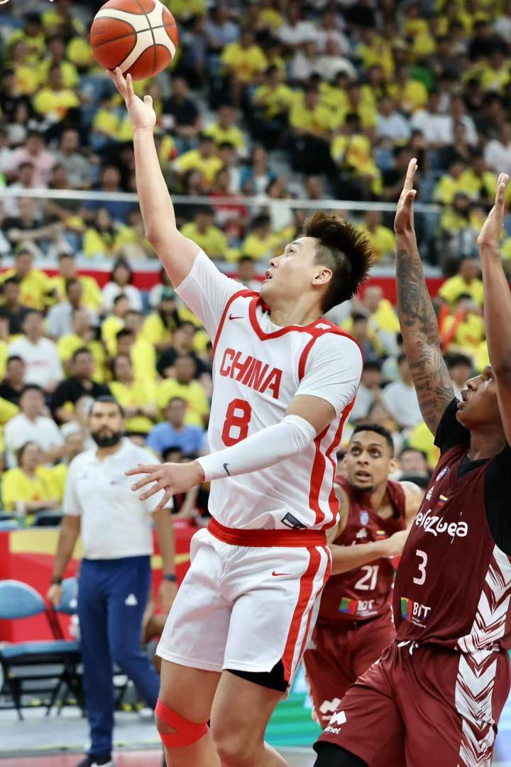 包含内地篮球赛事近期球员表现抢眼的词条 包含内地篮球赛事近期球员表现抢眼的词条