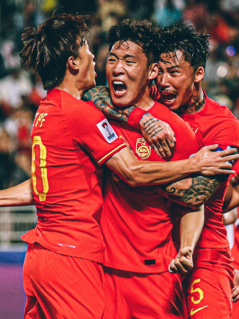 包含国内足球比赛再掀热战,球队全力以赴迎接挑战的词条 包含国内足球比赛再掀热战,球队全力以赴迎接挑战的词条