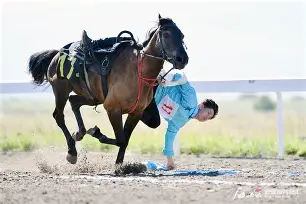 达磨哈达队连战内蒙古草原队，取得胜绩