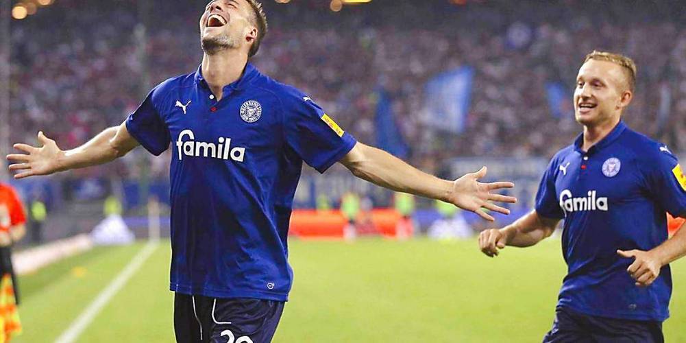 关于主场作战的柏林赫塔取得关键胜利的信息