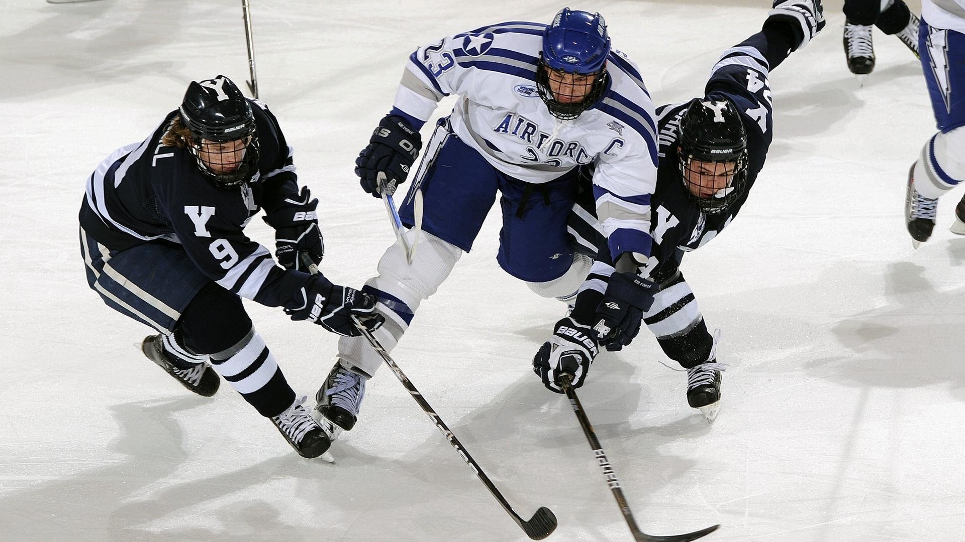 赛道上的绝对王者，范弗利特无可争议的全场最佳，铸就F1年度争冠传奇之夜