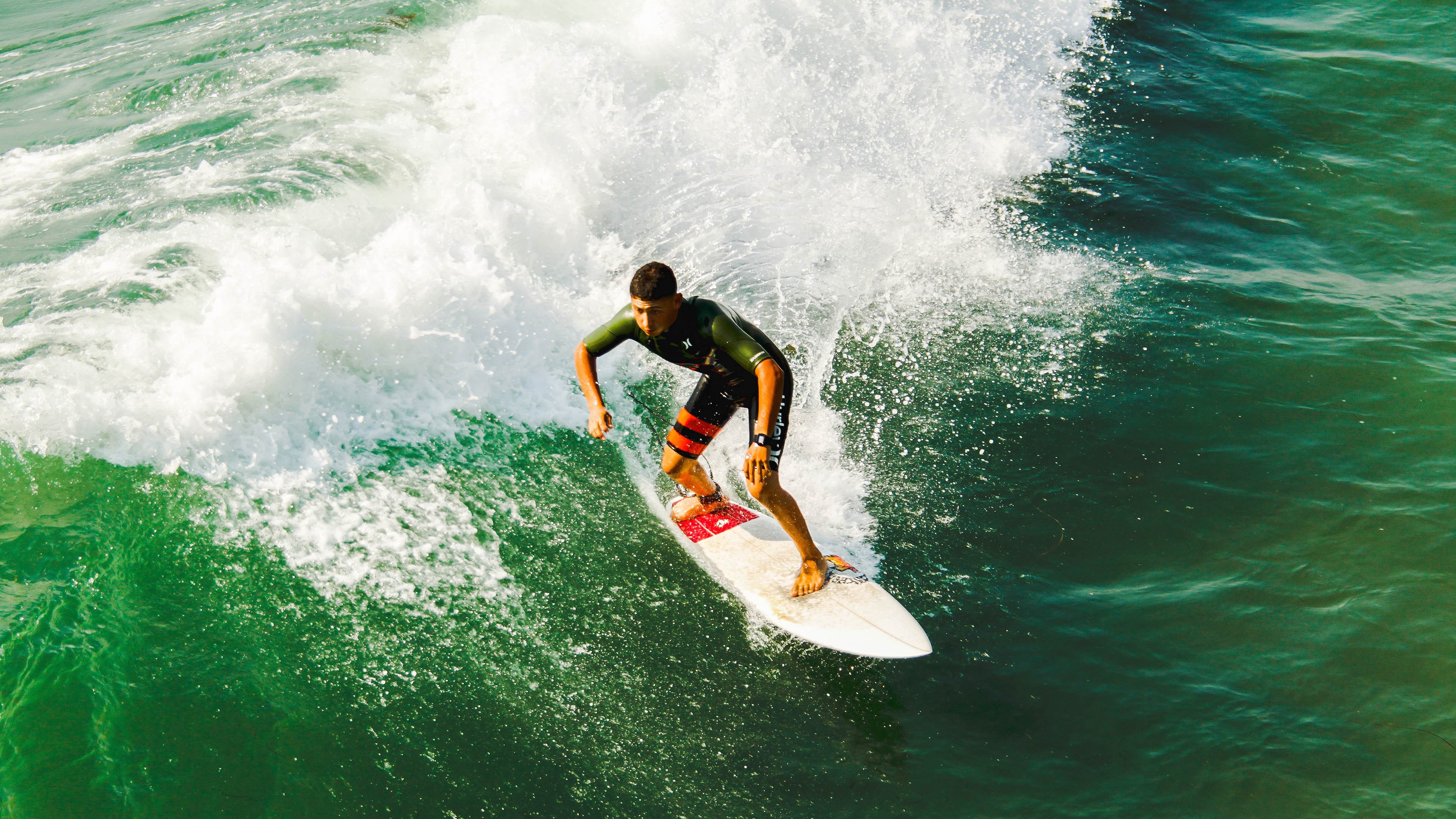 黄蜂新王登基！拉梅洛生死战接管西决，开拓者轻取篮网背后的联盟变局